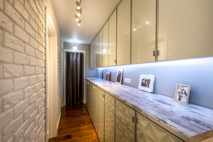 Systèmes de rangement dans un appartement Khrouchtchevka