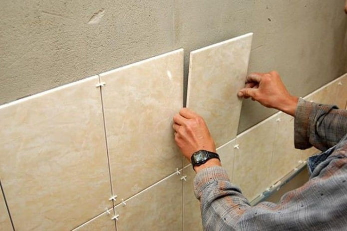 Position du carrelage au mur