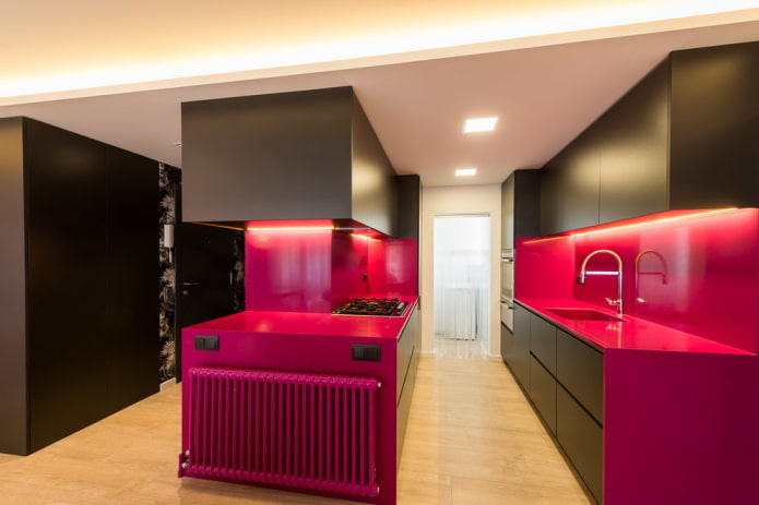 intérieur de cuisine dans les tons noir et rose