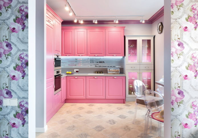 Décoration de cuisine dans les tons roses