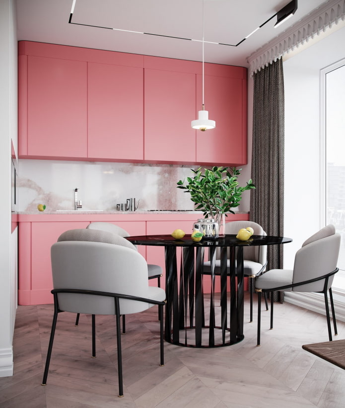 Décoration de cuisine dans les tons roses