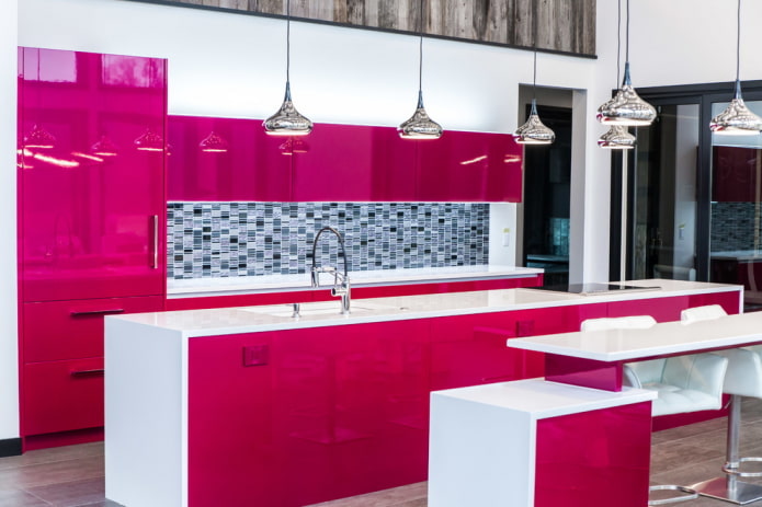intérieur de cuisine dans les tons roses