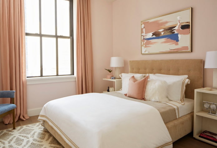 Intérieur de chambre dans les tons roses