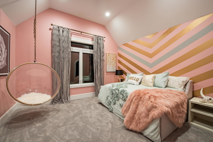 Décoration de chambre dans les tons roses