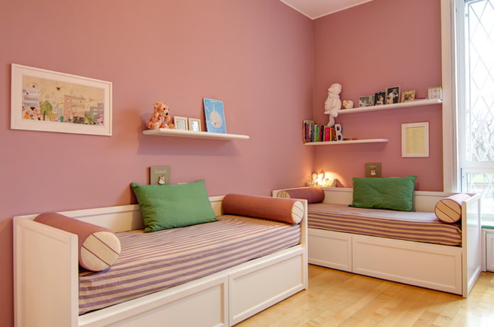 Intérieur de chambre rose pour deux filles