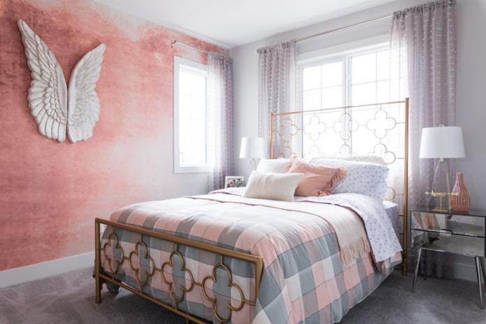 Intérieur de chambre gris-rose