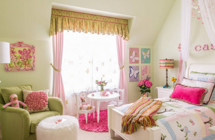 rideaux rose et vert clair
