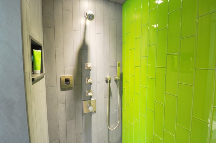 carrelage gris-vert clair