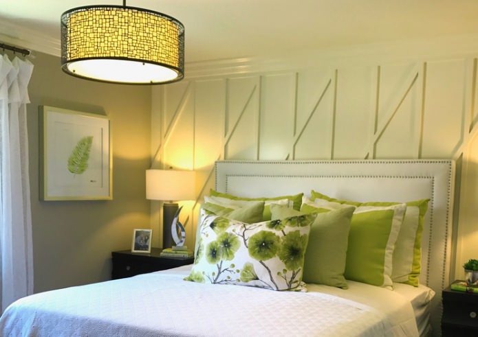coussins vert salade dans la chambre