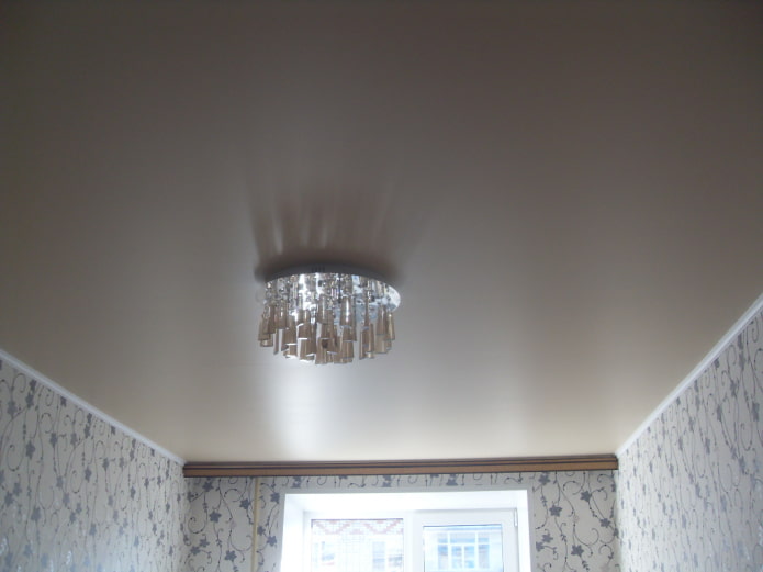 plafond tendu satiné beige