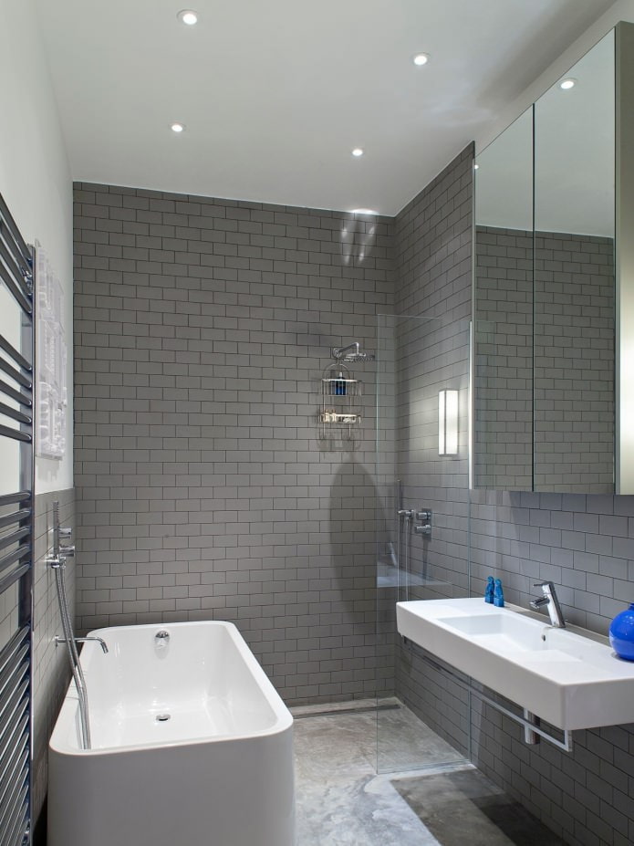 Salle de bain grise