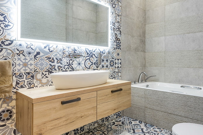 décoration de salle de bain dans les tons gris