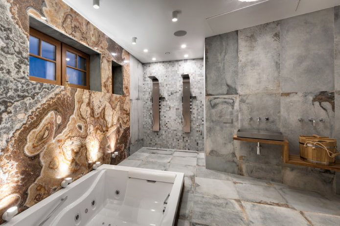 Intérieur de salle de bain gris de style moderne