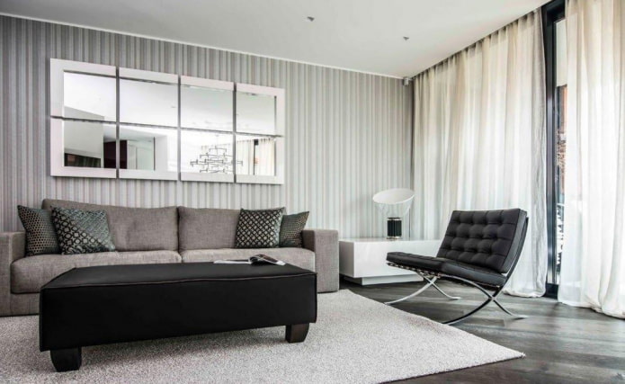 Intérieur du salon dans les tons gris