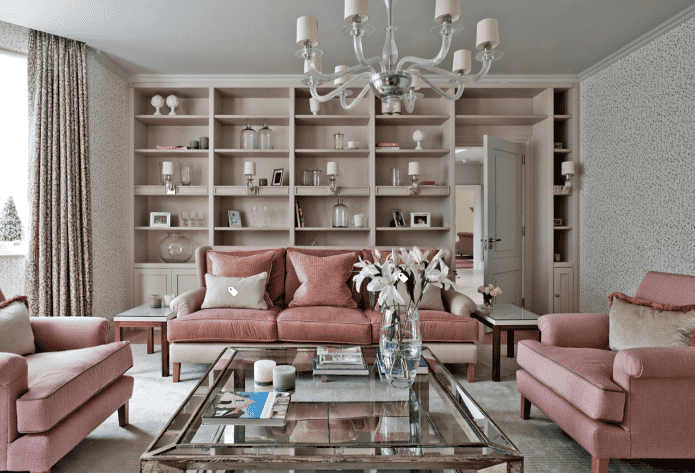 Décoration d'intérieur dans les tons roses et gris
