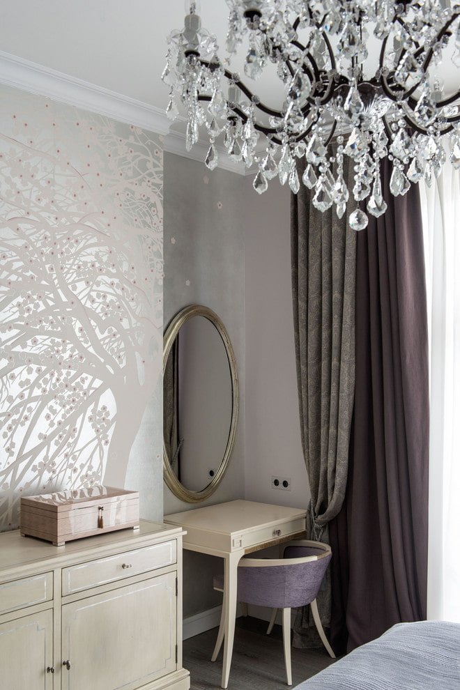 Papier peint en soie blanche