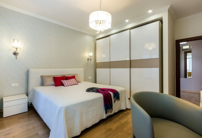 Armoire dans la chambre
