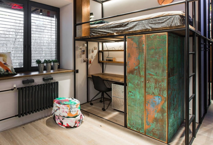 Armoire à l'intérieur d'une chambre d'enfant de style loft