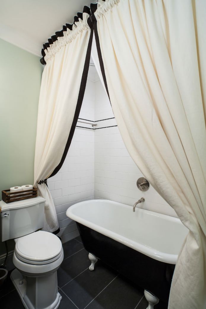 rideau en tissu pour la salle de bain