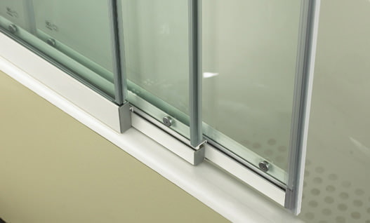 Cloison coulissante en verre pour la salle de bain