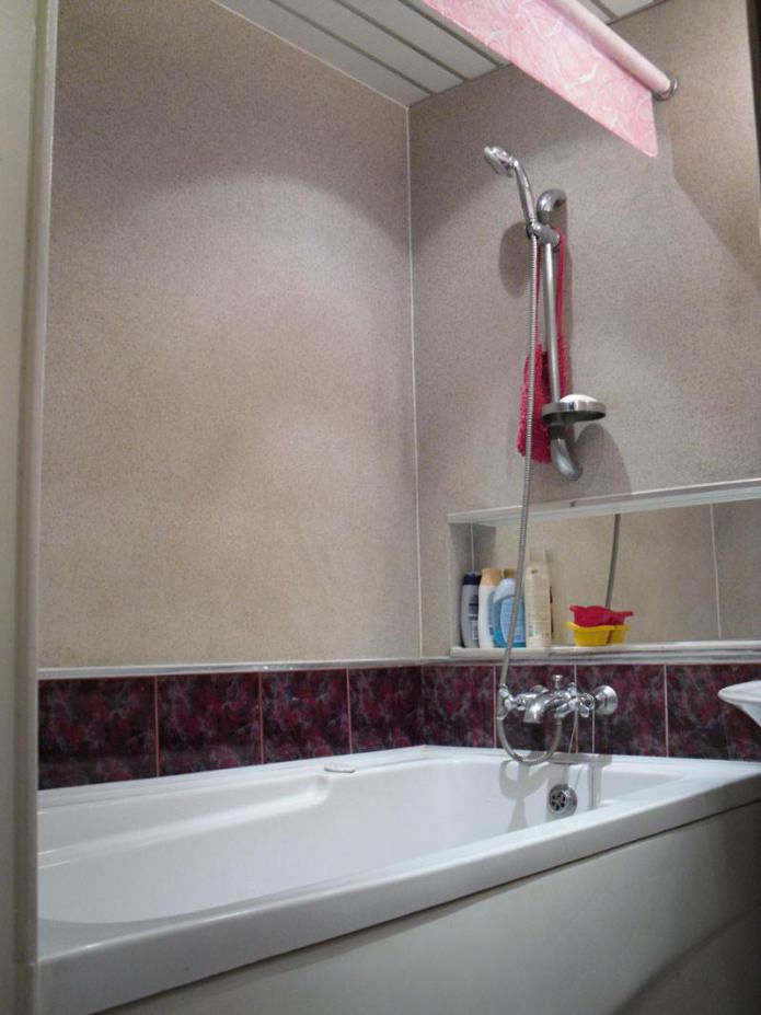 store enrouleur pour la salle de bain