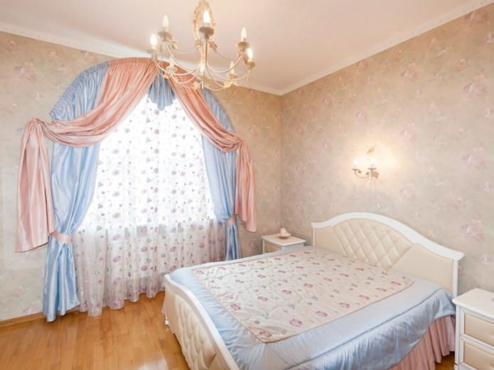rideaux dans la chambre