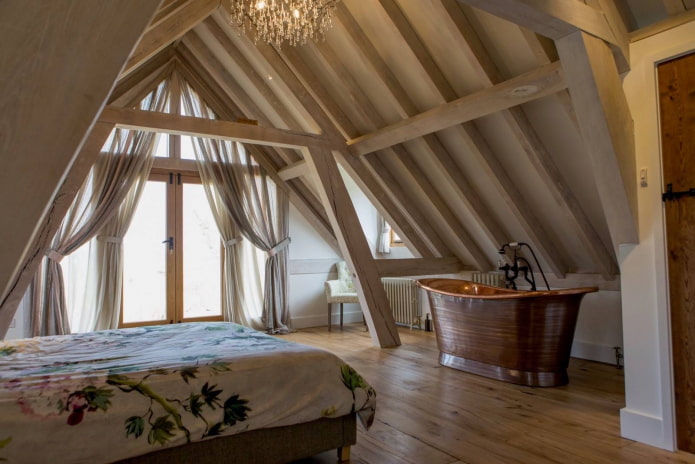 fenêtres de toit avec rideaux à l'intérieur