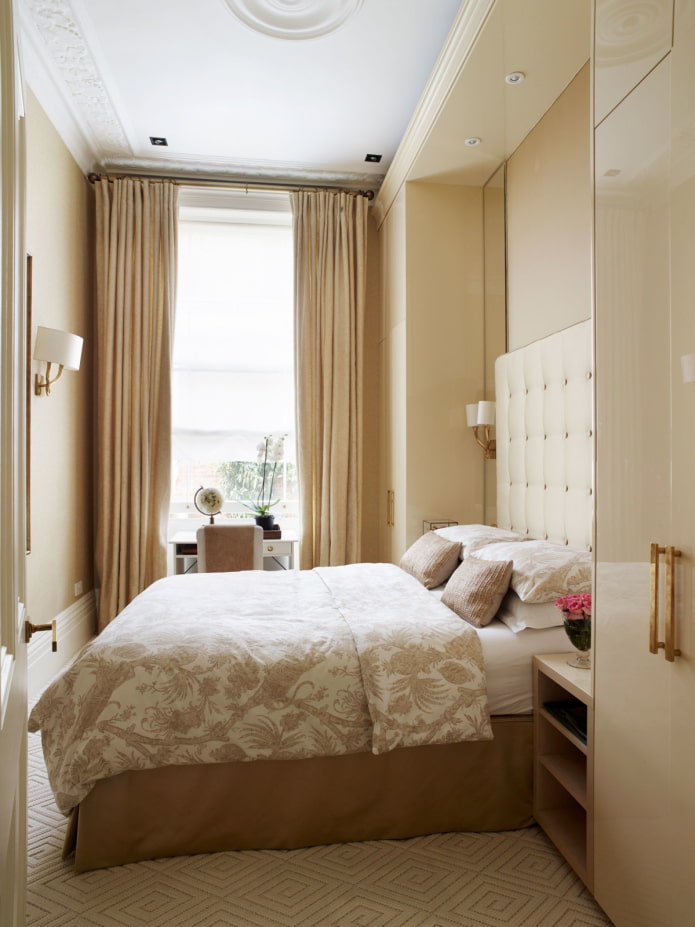 intérieur d'une chambre beige