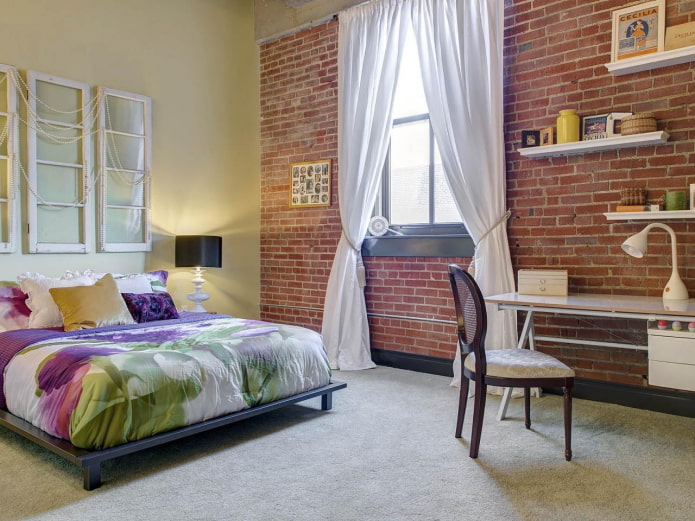 Rideaux à pinces style loft pour la chambre