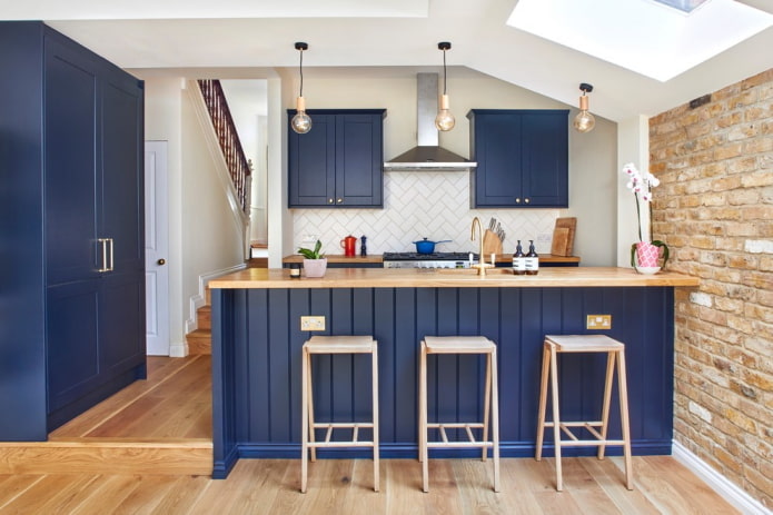 Décoration de cuisine dans les tons bleus