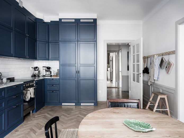 Cuisine aux tons bleus de style scandinave