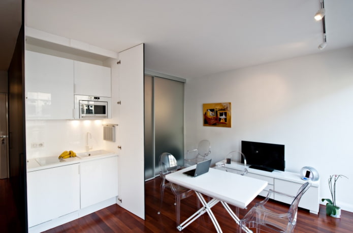 Cuisine monobloc dans le salon