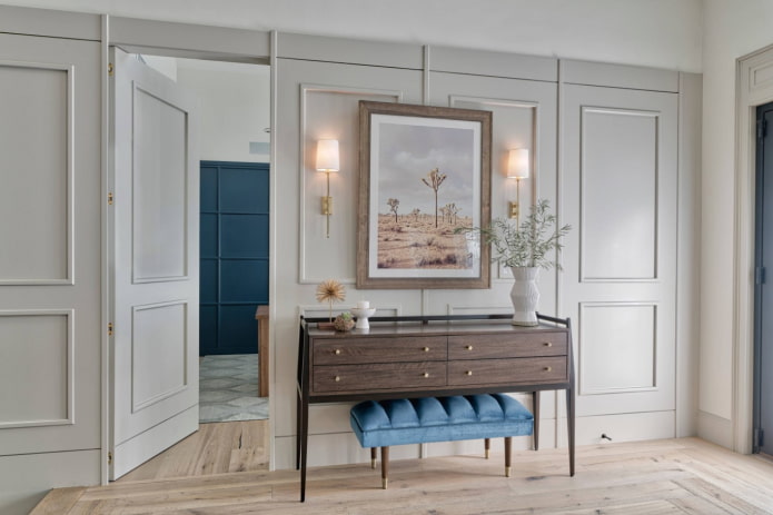 Porte secrète de style classique