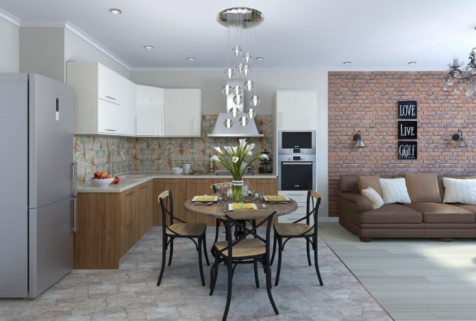 Combinaison de stratifié et de carrelage à l'intérieur