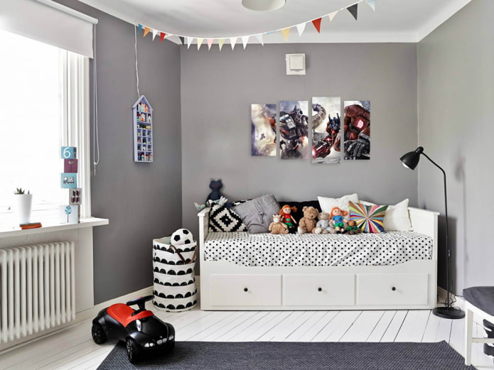 canapé dans un intérieur de style scandinave