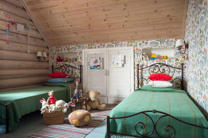 Intérieur d'une chambre mansardée pour deux enfants