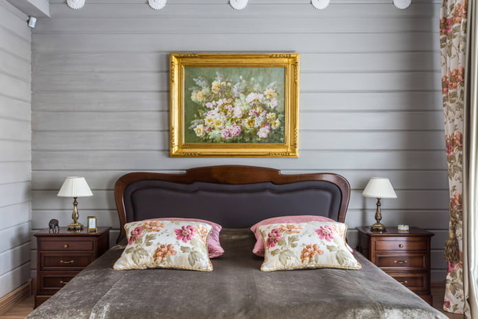 Fleurs dans le tableau de la chambre