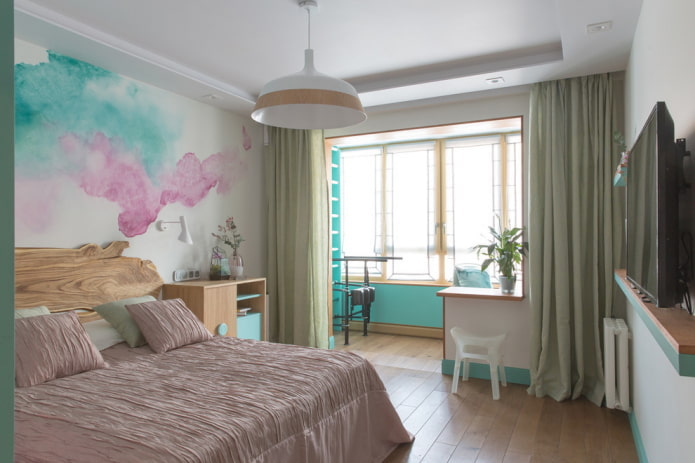 rideaux dans la chambre combinés avec la loggia
