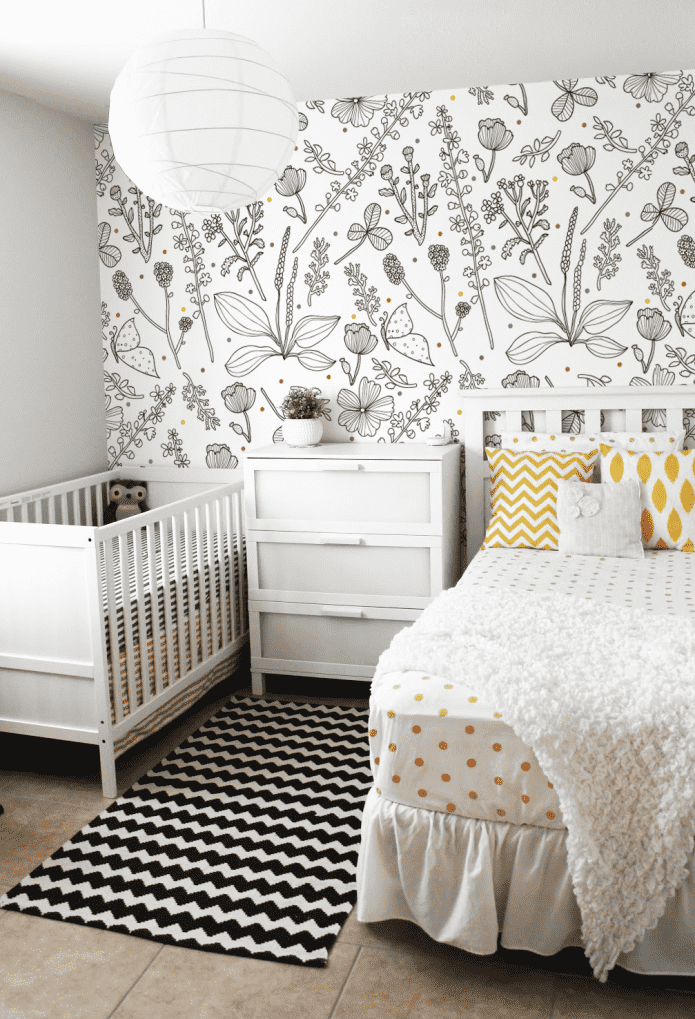 Lit bébé dans la chambre