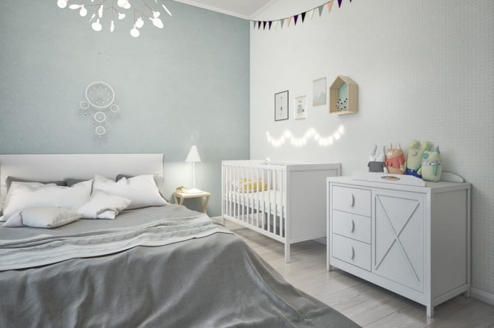 Lit bébé dans la chambre