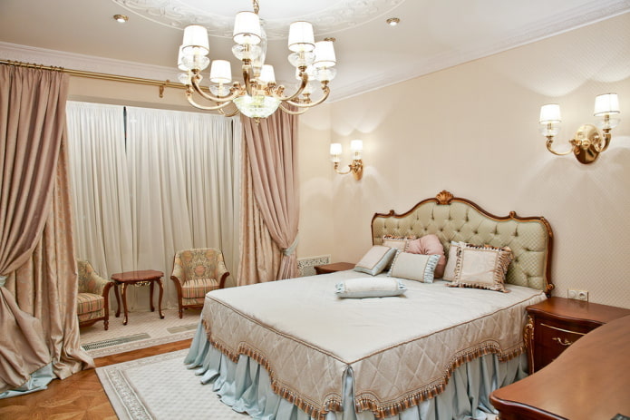 Intérieur d'une chambre beige de style classique