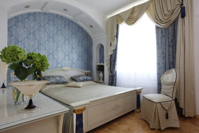Textiles dans une chambre de style classique