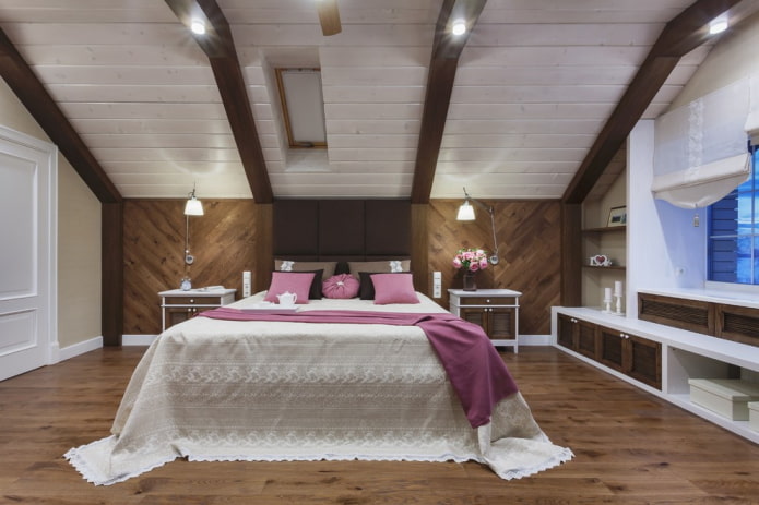 Intérieur d'une chambre blanche et marron