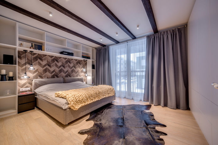 plafond avec poutres