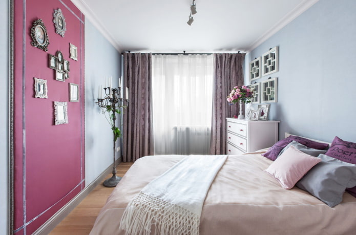 Textiles et décoration dans une chambre de style provençal