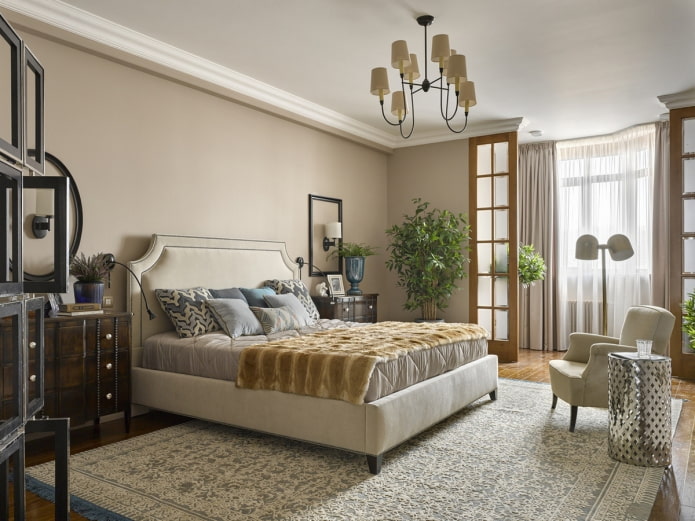 chambre beige de style néoclassique