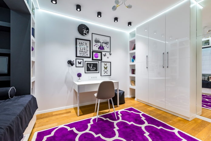 spots dans le design de la chambre d'enfant