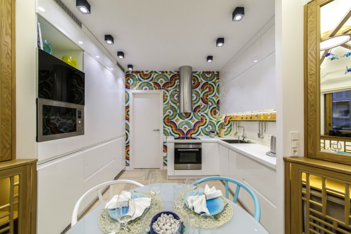 Spots de plafond dans la décoration intérieure