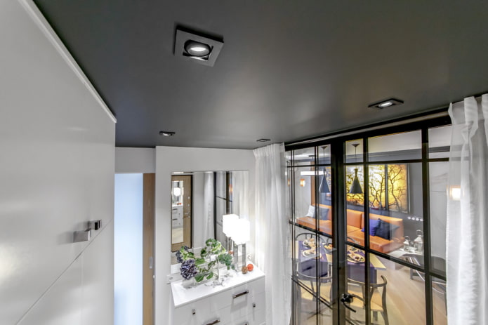 Spots intégrés dans la décoration intérieure