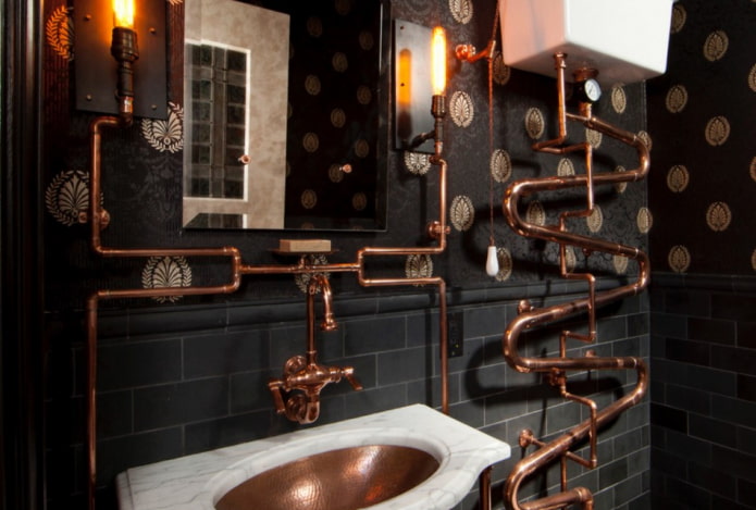 Tuyaux en cuivre à l'intérieur
